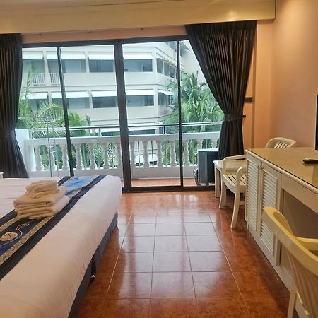 Patong Central Residence And Apartment Kültér fotó