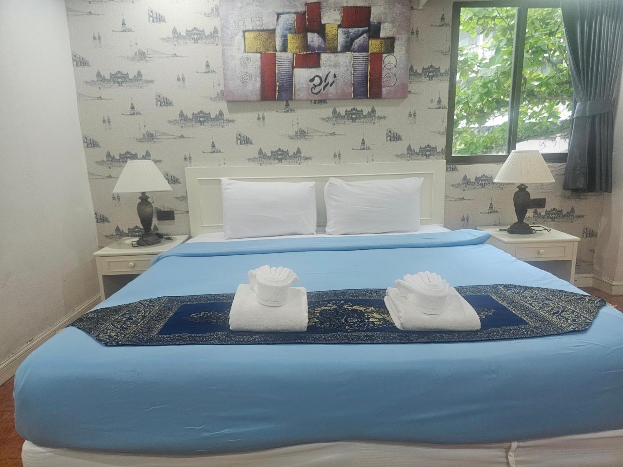 Patong Central Residence And Apartment Szoba fotó
