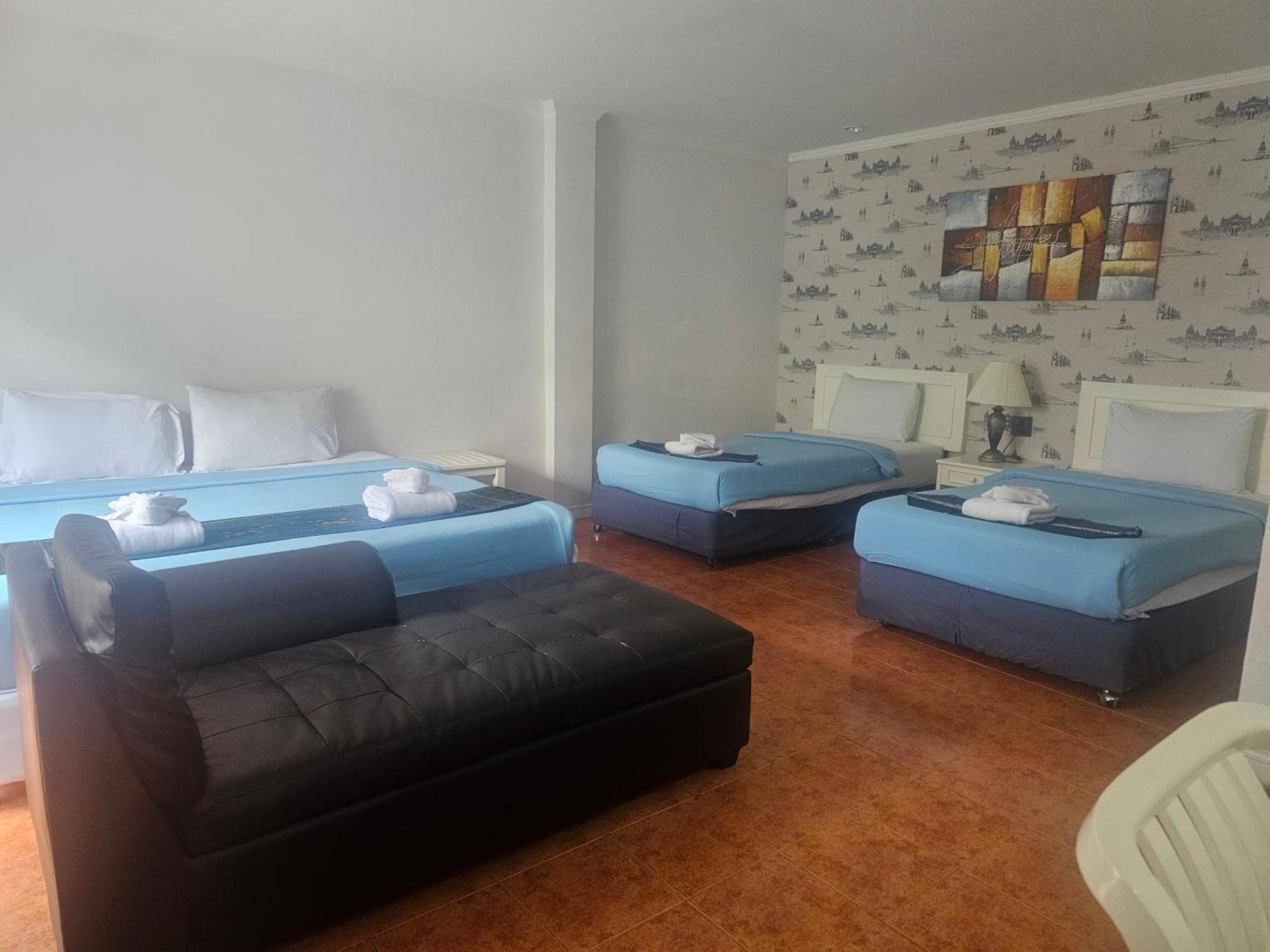 Patong Central Residence And Apartment Kültér fotó